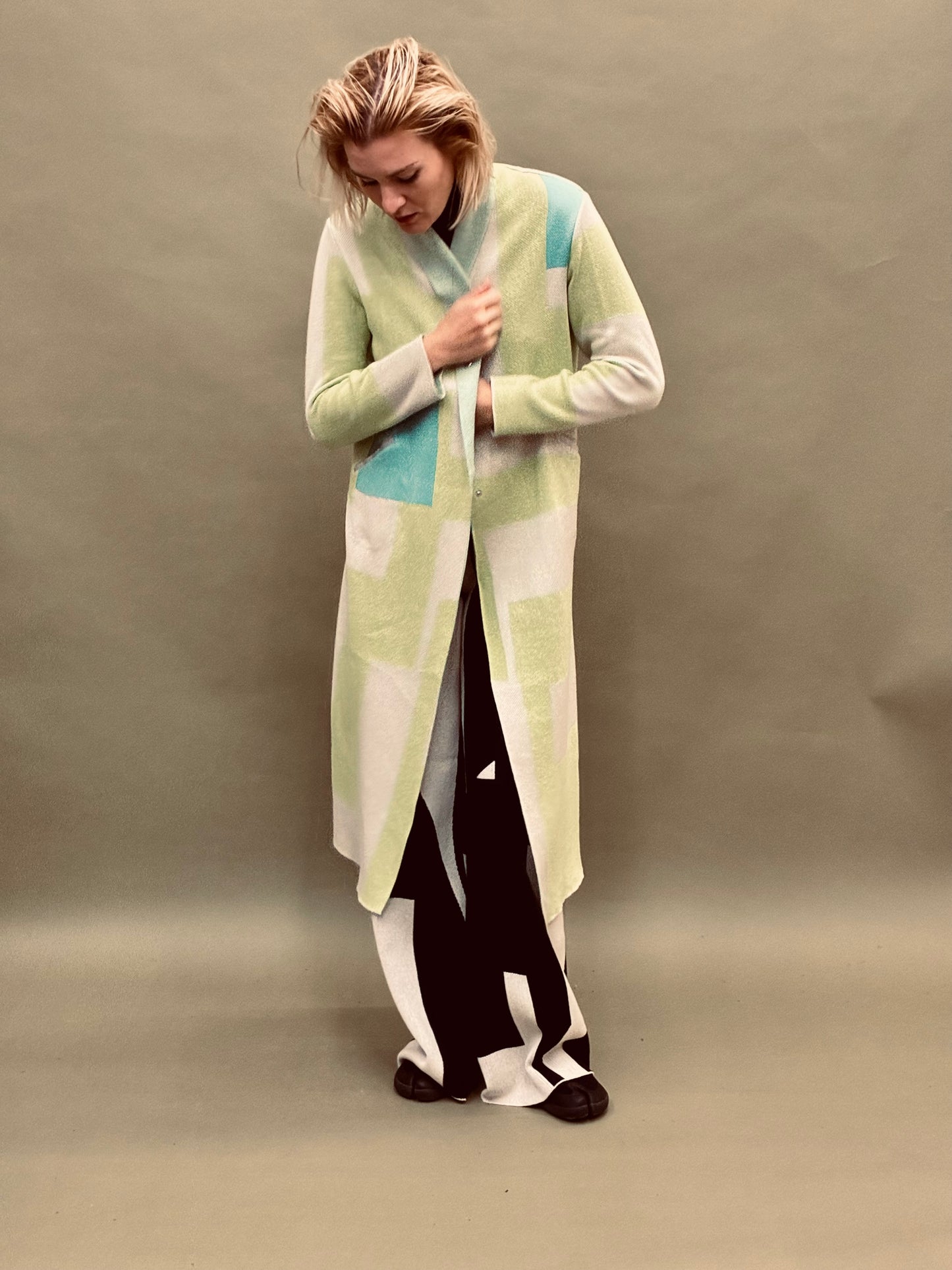 Piano Light Coat
