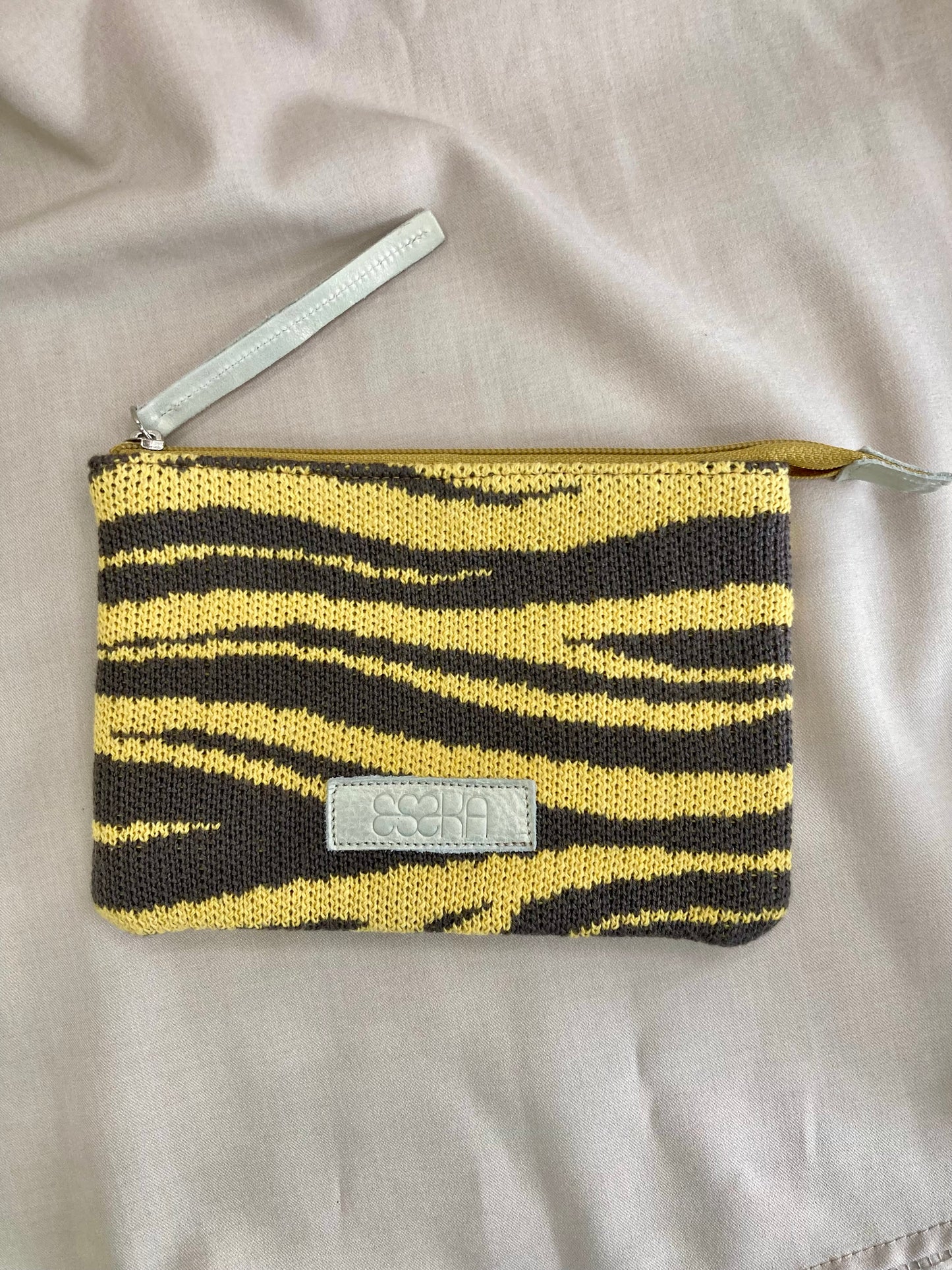 Tiger Mini Clutch