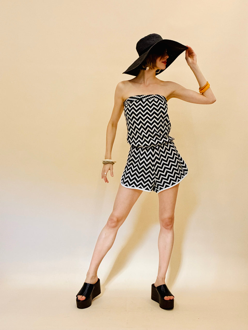 Zig Zag Jumpshort