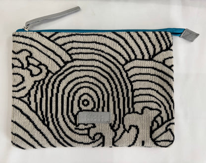 Yoko Clutch