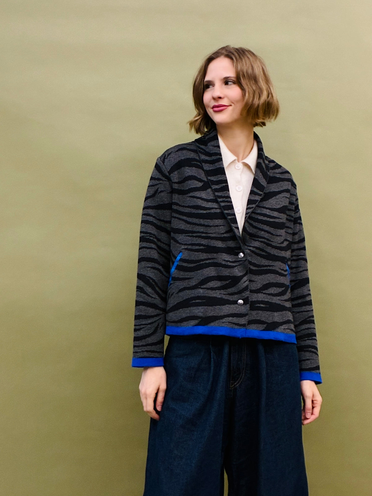 Tiger Short Coat