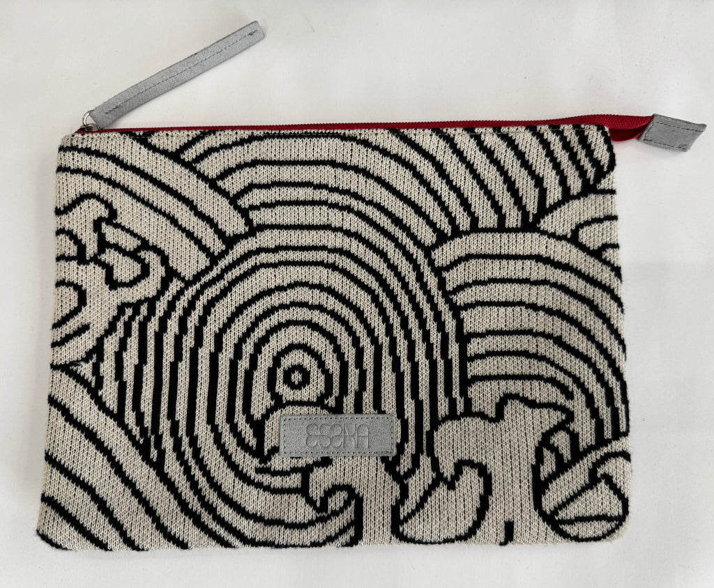 Yoko Clutch