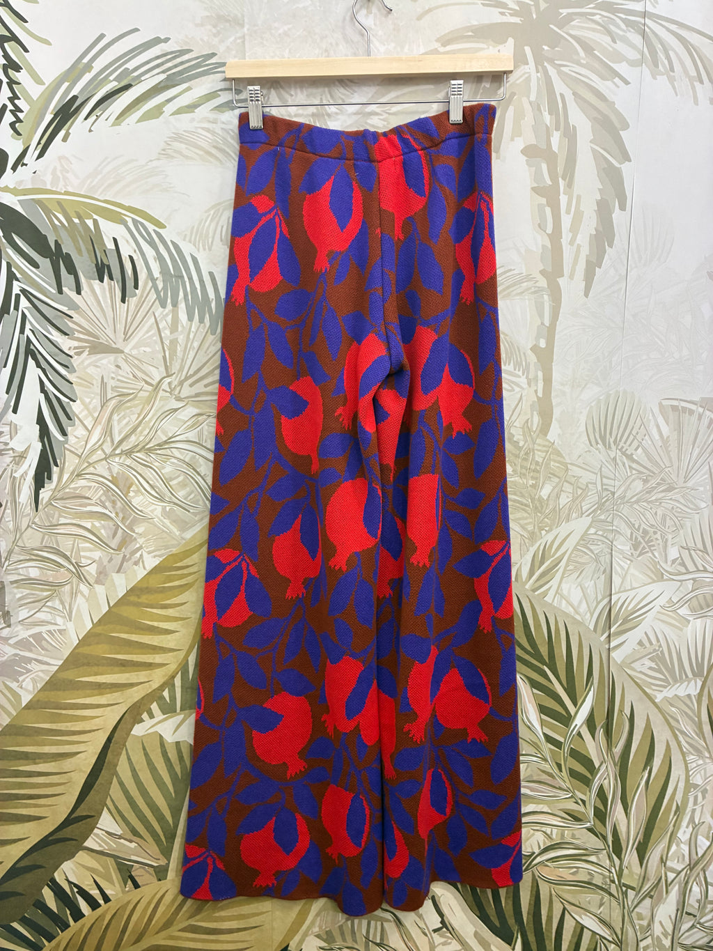 Apple Pants