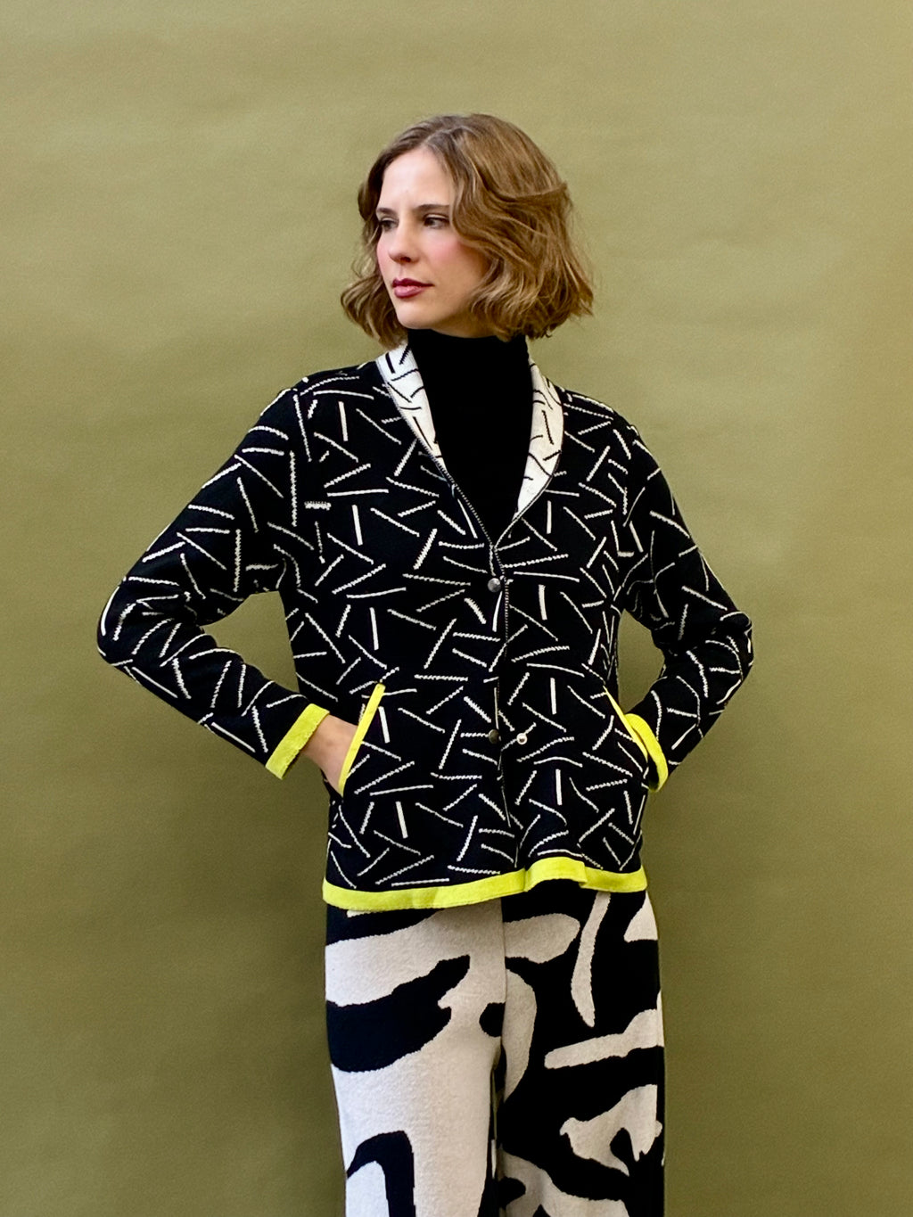 Stick Short Coat