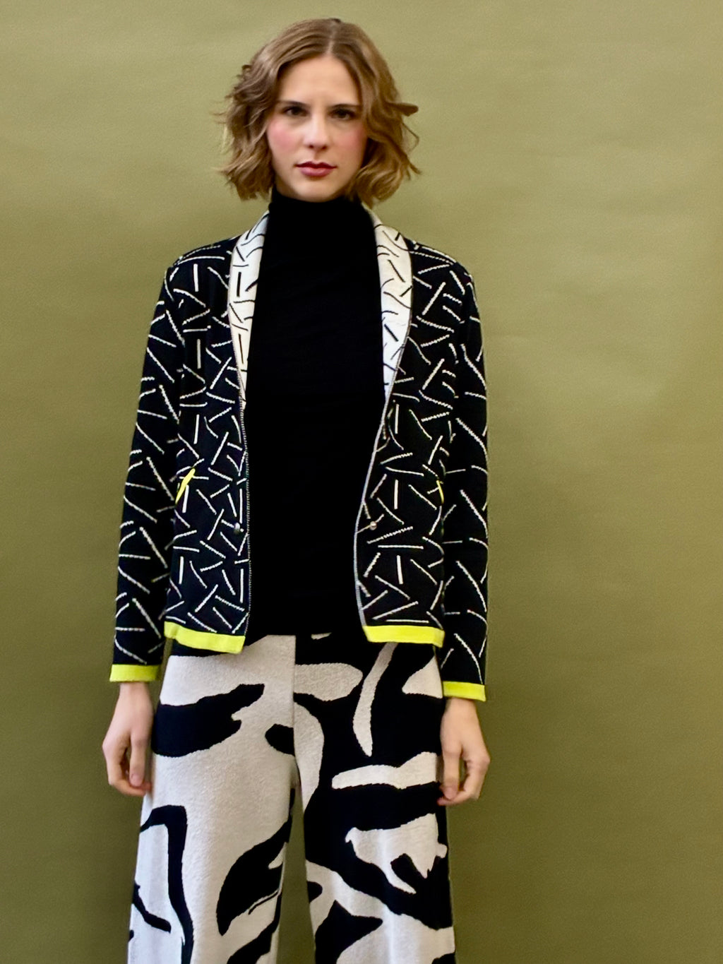 Stick Short Coat