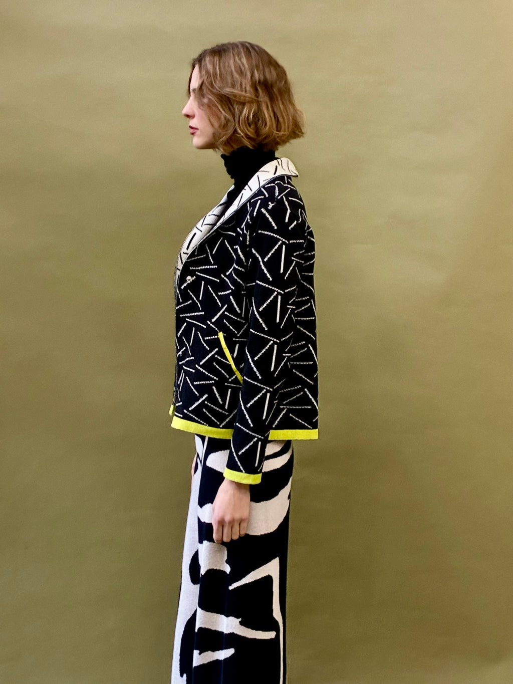 Stick Short Coat