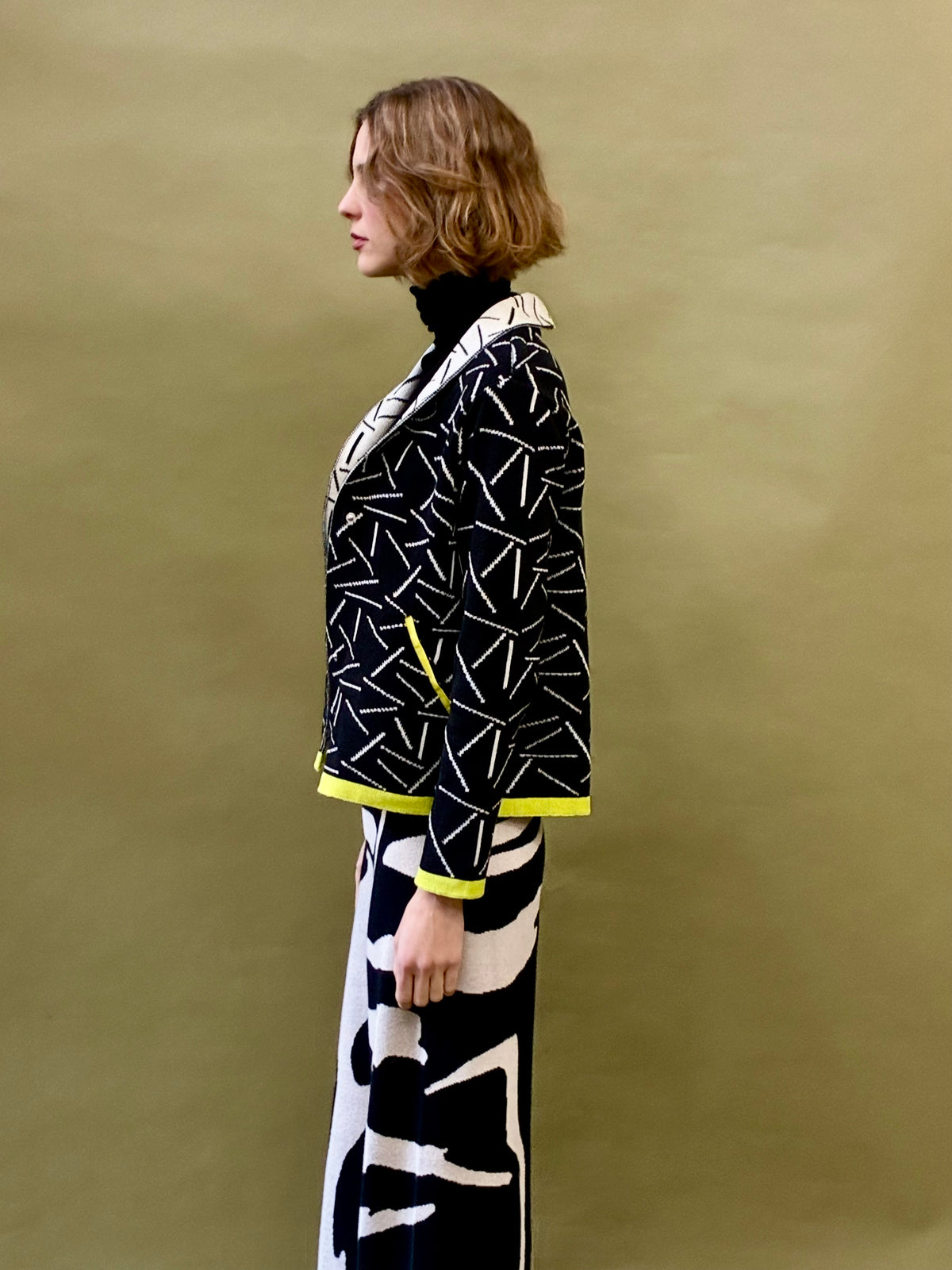 Stick Short Coat