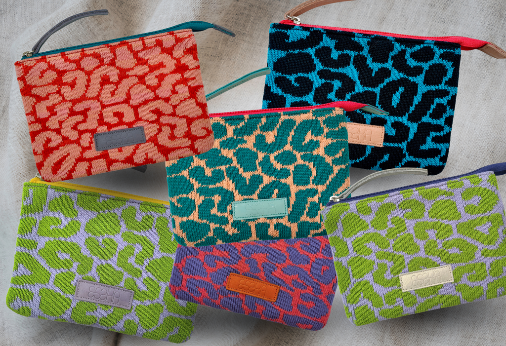 Leo Mini Clutches