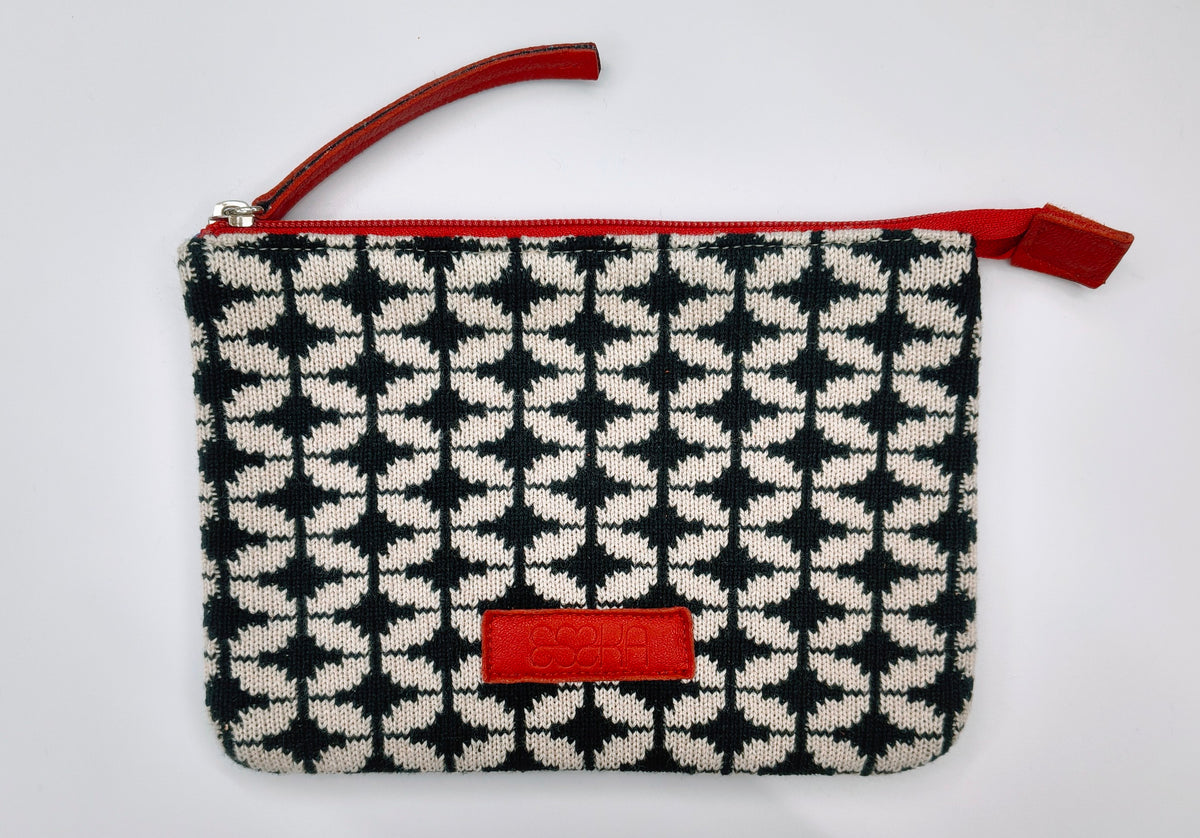 Tile Clutch