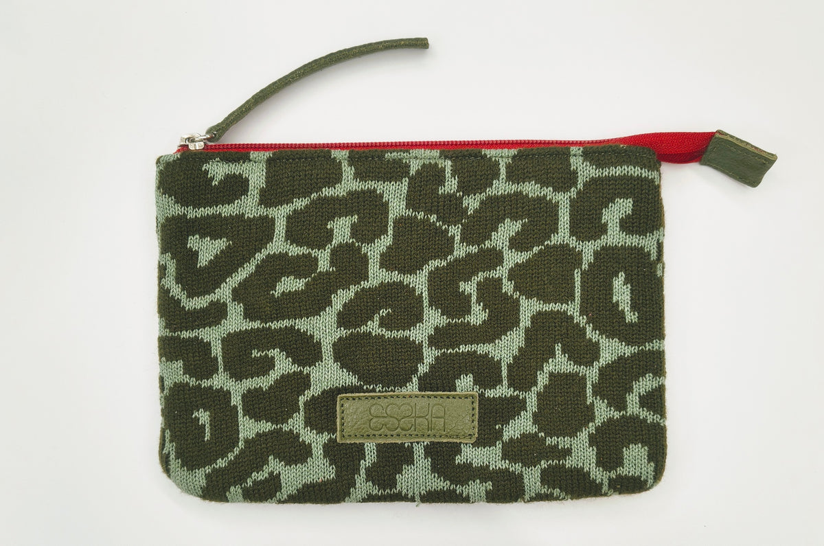 Leo Clutches
