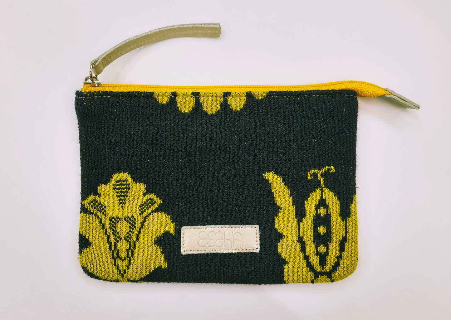 Tulip Clutch