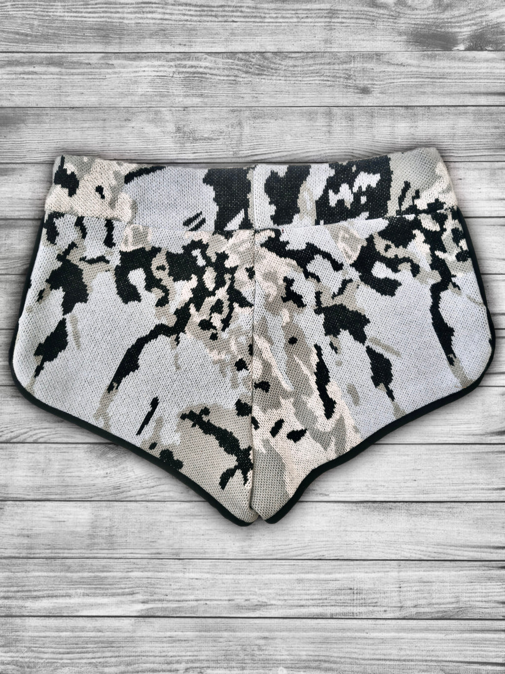 Painted Short