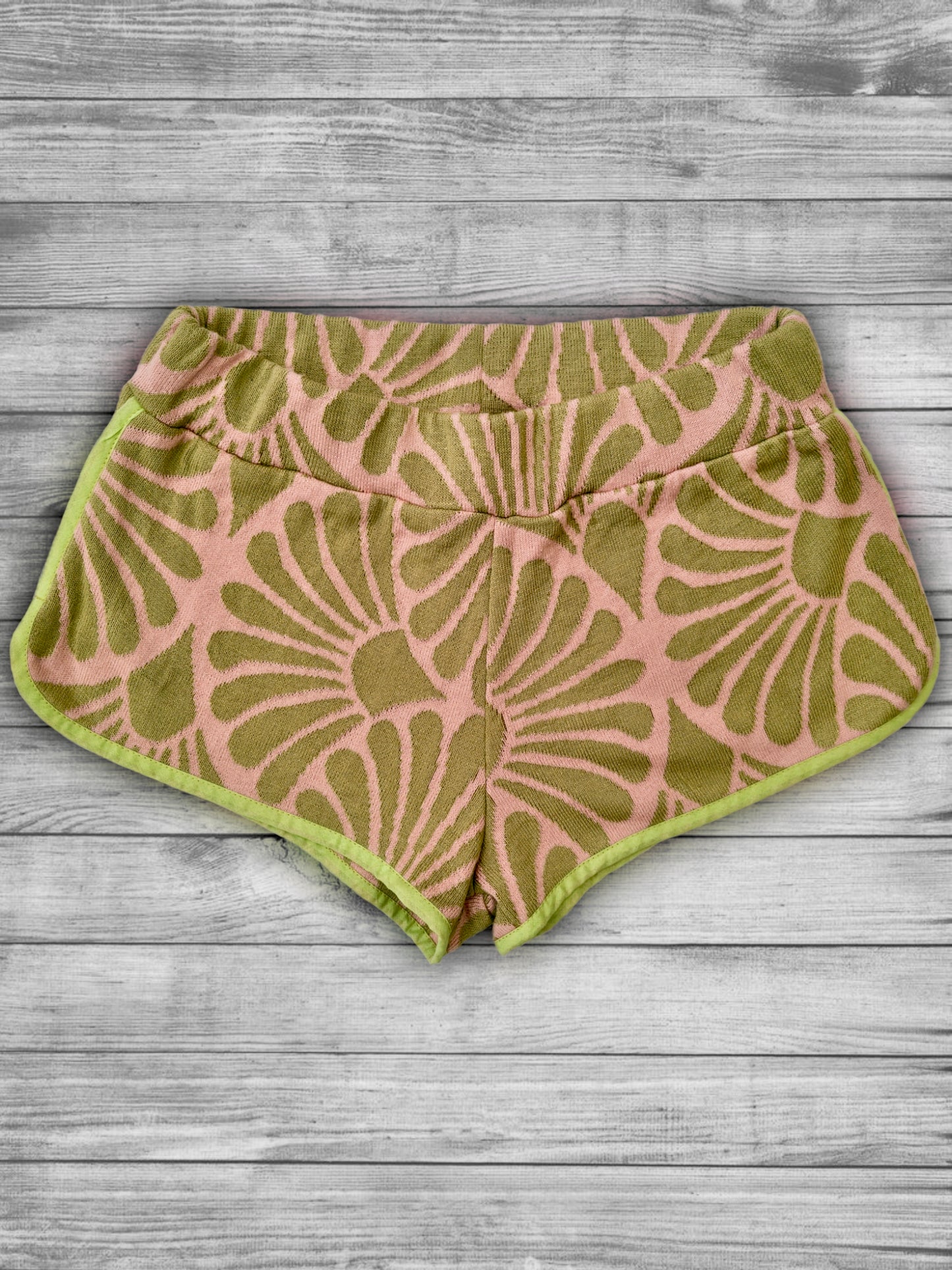 Fan Short