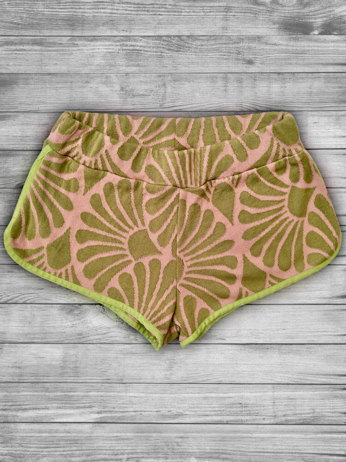 Fan Short